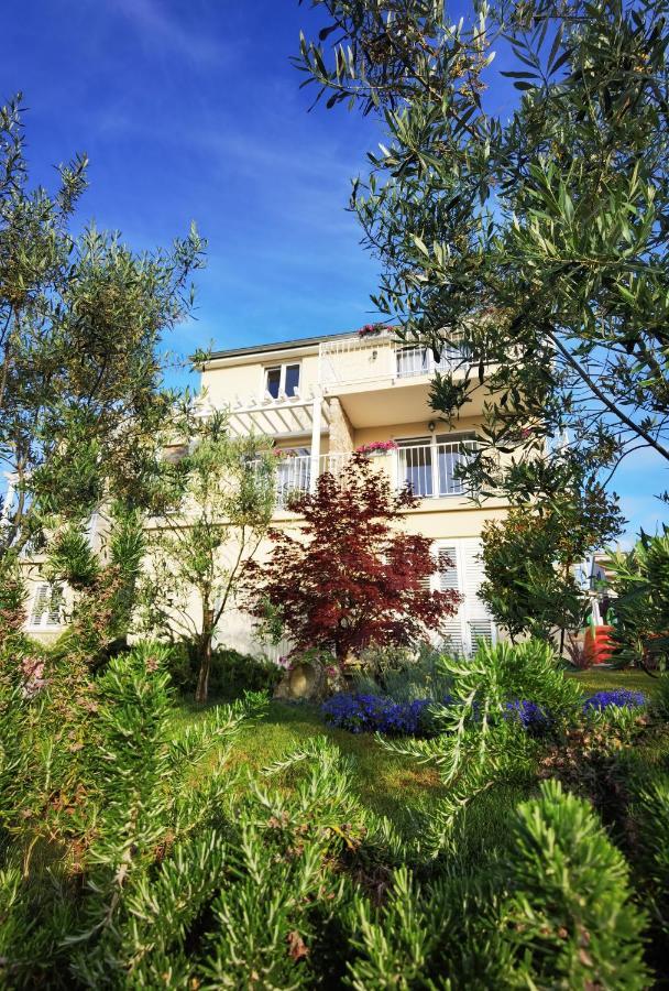 Guesthouse Olei Malinska Exterior foto